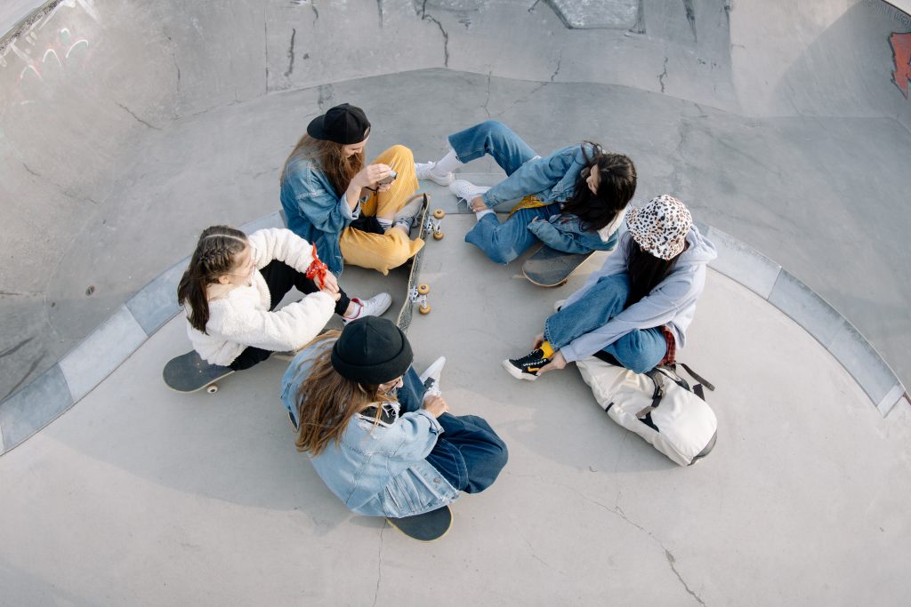 נוער בתנועות נוער